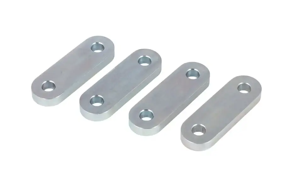 Curt Shackle Links, 1/2" Thickness, 3-1/8" Center-to-Center (4-Pack)
